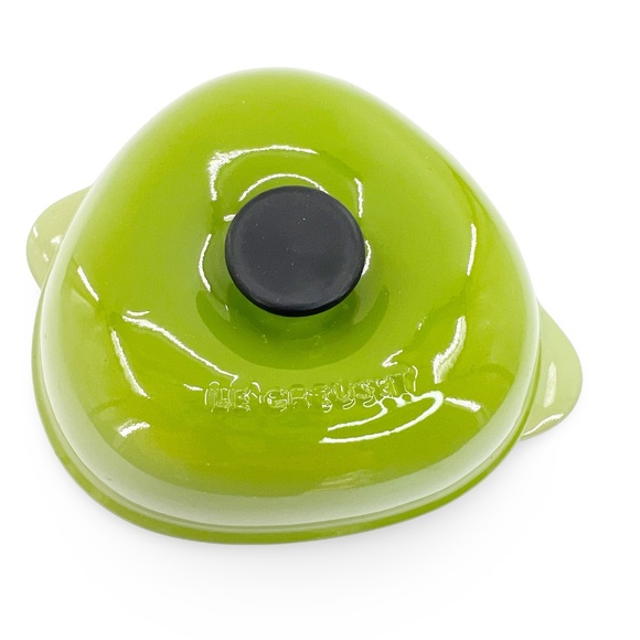 Le Creuset Green Apple Petite Mini Casserole Cocotte - Picture 3 of 7